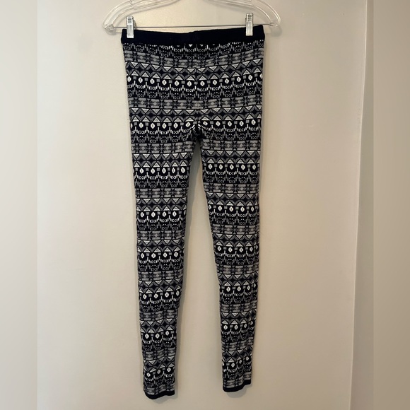 Forever 21 Pants - Forever 21 Sweater-Style Leggings – Blue & White, Size Medium